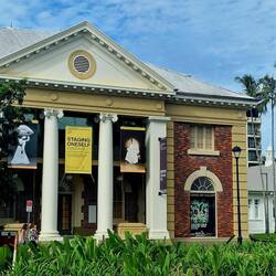 Cairns Art Galleries