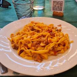 ... des pâtes bolognaises bien sûr 🥰