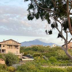 vom Hotel aus der Ätna im Hintergrund