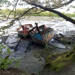 Cimetière de bateaux de la rivière du Bono