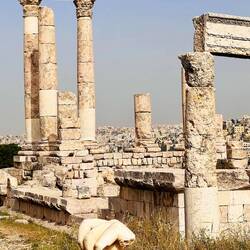 Tempio e resti della statua di Ercole