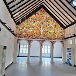 Kayu Pengudip or Living Tree