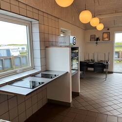 Abeaschraum und Küche