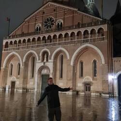 ...et maintenant au Vatican 🇻🇦