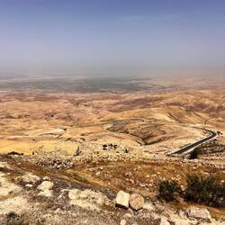 Vista (offuscata) sul Mar Morto e la Cisgiordania