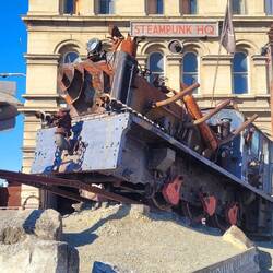 Dampflook und Steampunk HQ