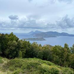 eine wunderschöne Aussicht auf die Inseln