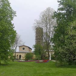 Blick auf die Friedenskirche