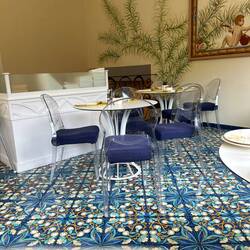 Tiles in the breakfast room