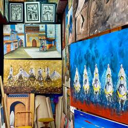 We saw many paintings of these riflemen on horseback