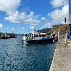 Fähre nach Corvo (ohne uns)