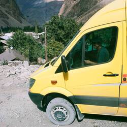 Ein aussortierter deutscher Krankenwagen kreuzte unseren Weg