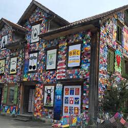 Tiles are woollen knitted squares