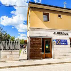 Meeting Point Albergue