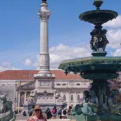 Kate at Rossio square (Figueira)