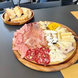 sehr leckere Käseplatte