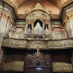 The organ with a bit more detail