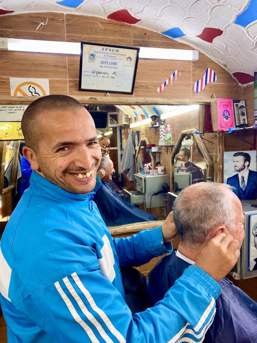 Haarschnitt bei Ali