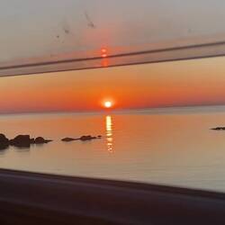 Glücksmoment 🫶🏼🌅😍, Sonnenaufgang direkt im Schlafzimmer 👌🏾