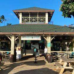 Unsere coole Strandbar zum Abendessen
