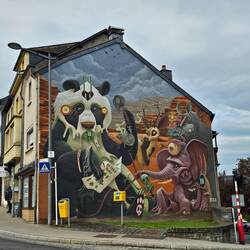 Deze schildering heb ik iedere dag vanuit de auto gezien, nu maar eens een fotootje maken!