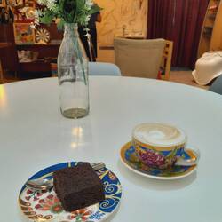 Die letzten drei Nachmittage versacke ich in einem Café