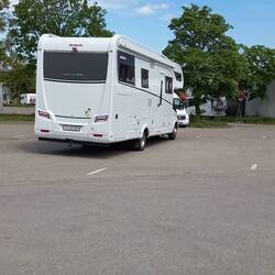 Stellplatz(nöd schön, aber praktisch gad i dä Altstadt)