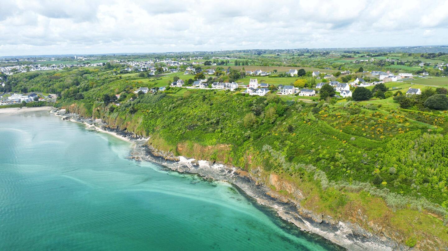 Pointe du Roselier | Vue du ciel