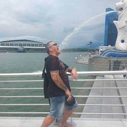 Very thirsty...you really have to jostle for a photo position