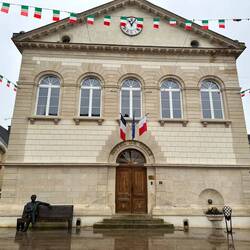 Ay-Champagne town hall