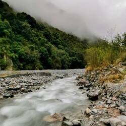 Die Wolken hängen tief