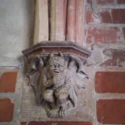 Dieses Teufelchen wies den Ordensbrüdern den Weg zu Toilette