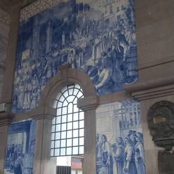 Inside Sao Bento station