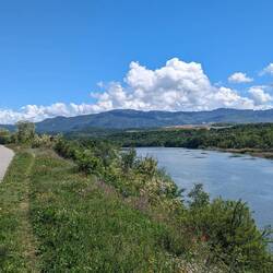 Route along the Isere