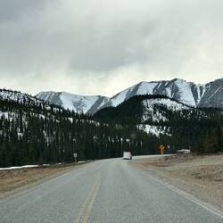 Drive to Mucho Lake