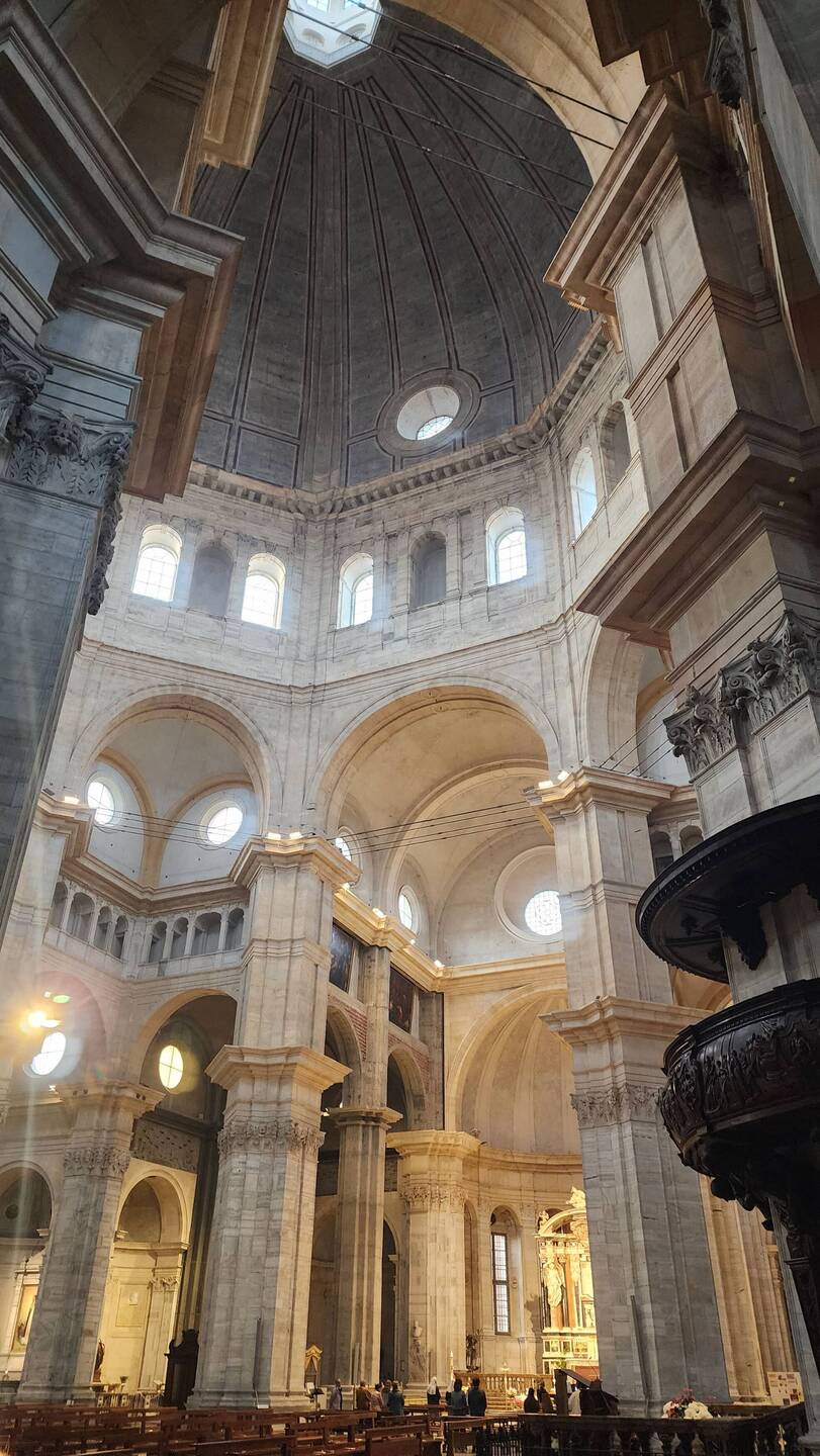Sant Agostino Cathedral in Pavia. Quite an impressive dome