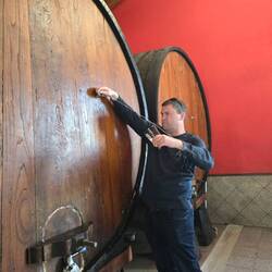 Jeremy missing his glass!