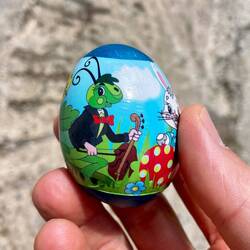 Nach meiner Mittagspause im Krinofita hat mir eine Frau dieses Osterei geschenkt.