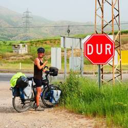 Dur heißt auf französisch schwierig:)