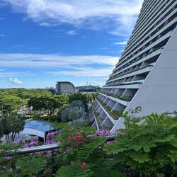 Direkt draußen vorm Hotel