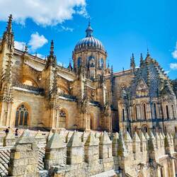 Blick auf die neue Kathedrale