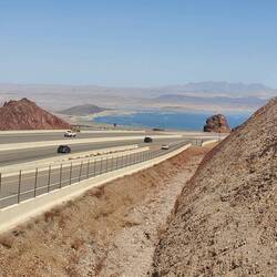 Off to the Grand Canyon - looking at Lake Mead