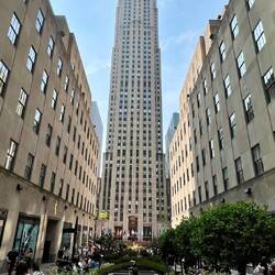 Das Rockefeller Center besteht insgesamt aus 19 Gebäuden. Ziel war eine Stadt in der Stadt