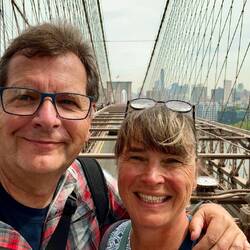 PeWo auf der Brooklyn Bridge.