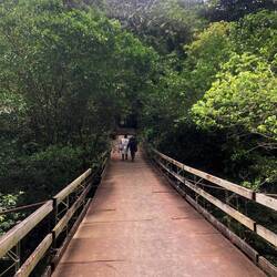 Unser Guide (links) mit einem Kogi