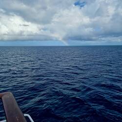 zwischendurch ein kurzer Schauer, zur Belohnung gibt es einen Regenbogen