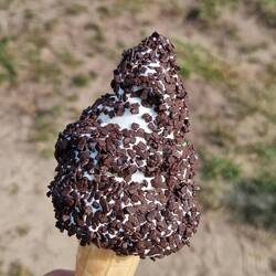 Mein 1. Eis hmm lecker