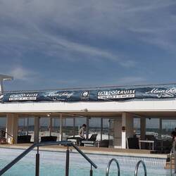Pooldeck 12