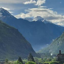 Beautiful scenery reminded us of Queenstown and Wanaka