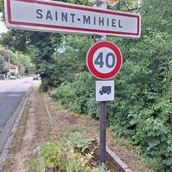 D 964 - Avenue des Roches